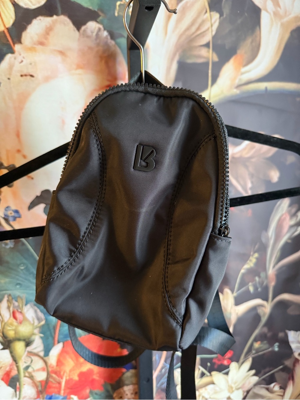 BUFFBUNNY mini traveling backpack